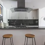 2Bed Stratford Apt With Easy Access To Central London, O2, Excel, Parking Nearby