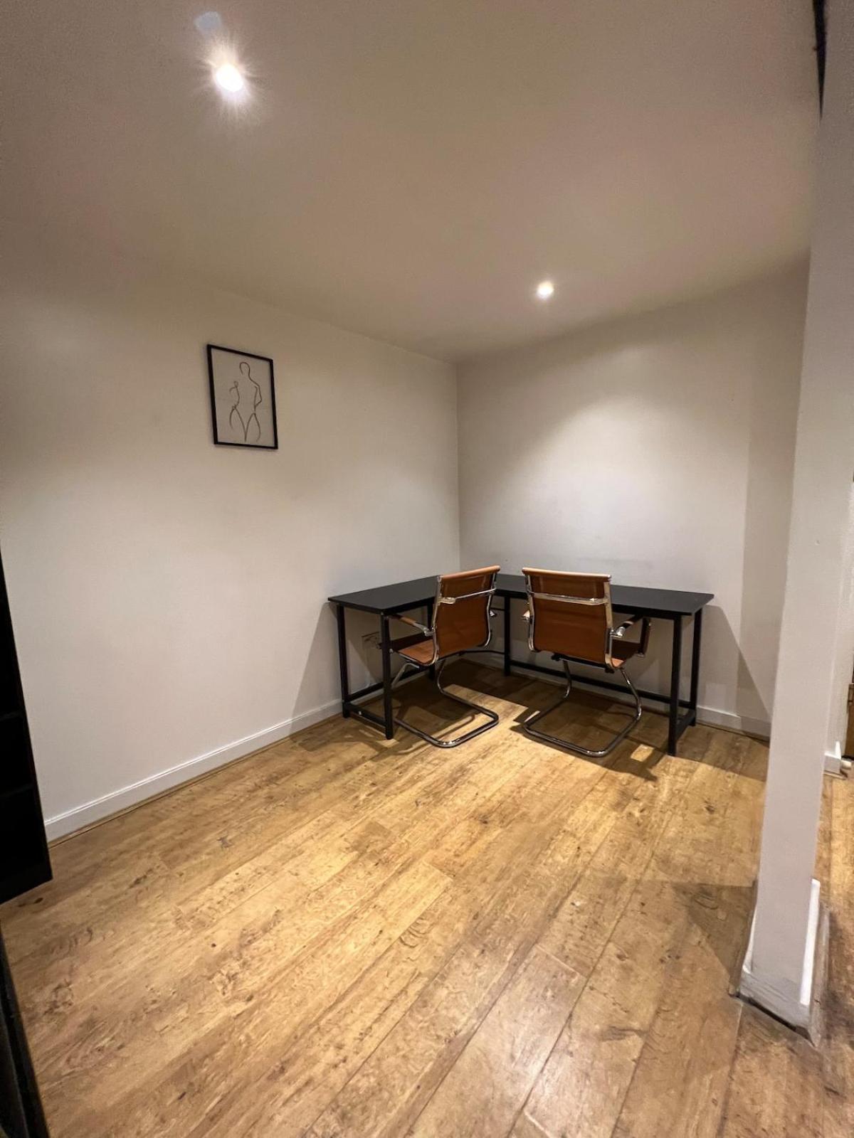 Apartment 2bed Stratford With Easy Access To London, O2, Excel, Parking Nearby London